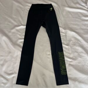 black GYMSHARK leggings
